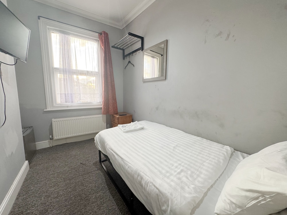 Plaza Hotel Hammersmith
