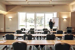 ROBINSON KYLLINI BEACH