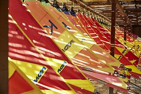 ROBINSON KYLLINI BEACH