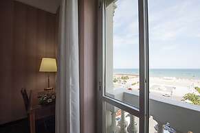 Hotel Esplanade