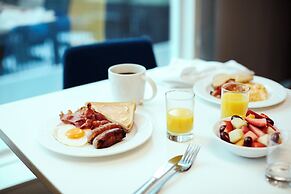 Holiday Inn Hotel & Suites Barstow by IHG