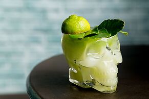Kimpton Shorebreak Huntington Beach Resort by IHG