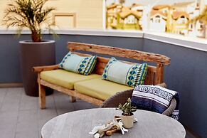 Kimpton Shorebreak Huntington Beach Resort by IHG