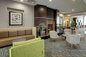 Holiday Inn Express Hotel and Suites Nashville-Opryland, an IHG Hotel
