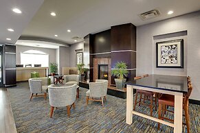 Holiday Inn Express Hotel and Suites Nashville-Opryland by IHG