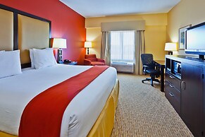 Holiday Inn Express Hotel and Suites Nashville-Opryland by IHG