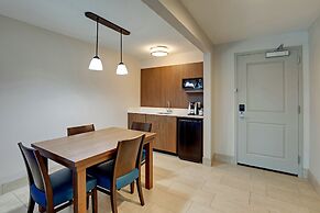 Holiday Inn Express Hotel and Suites Nashville-Opryland by IHG