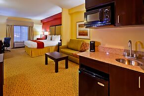 Holiday Inn Express Hotel and Suites Nashville-Opryland by IHG