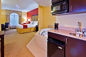 Holiday Inn Express Hotel and Suites Nashville-Opryland by IHG