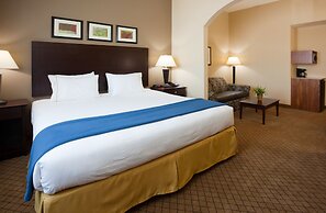 Holiday Inn Express Hotel and Suites Mankato East by IHG