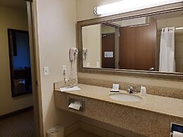 Holiday Inn Express Hotel and Suites Mankato East by IHG