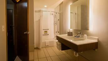 Holiday Inn Express Hotel and Suites Mankato East by IHG