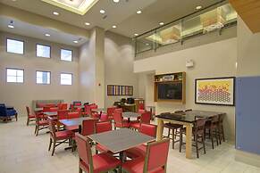 Holiday Inn Express Hotel and Suites Mankato East by IHG