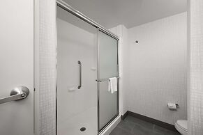 Hampton Inn & Suites Cape Cod-West Yarmouth