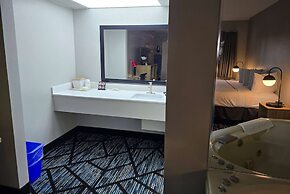 Super 8 by Wyndham Traverse City