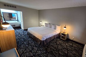 Super 8 by Wyndham Traverse City