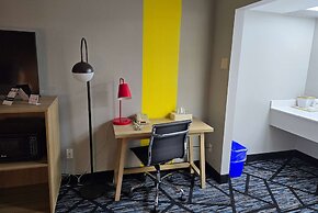 Super 8 by Wyndham Traverse City