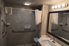 Super 8 by Wyndham Traverse City