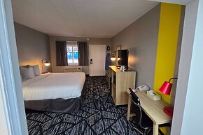 Super 8 by Wyndham Traverse City