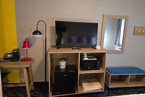 Super 8 by Wyndham Traverse City