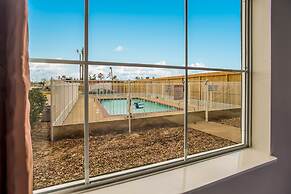 Red Roof Inn & Suites Lake Charles