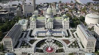 Holiday Inn Express Hotel & Suites Harrisburg West by IHG