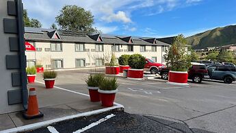 Adventure Inn - Glenwood Springs