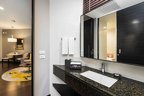 Chatrium Hotel Riverside Bangkok