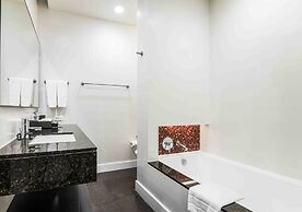 Chatrium Hotel Riverside Bangkok