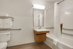 WoodSpring Suites Houston Baytown