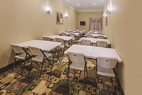 La Quinta Inn & Suites by Wyndham Livingston