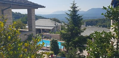 Zarkada Archontiko Hotel