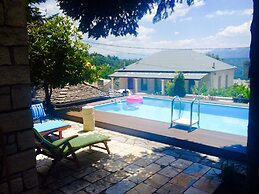 Zarkada Archontiko Hotel