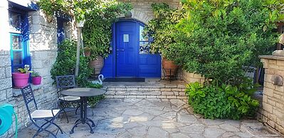 Zarkada Archontiko Hotel