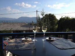 Zarkada Archontiko Hotel