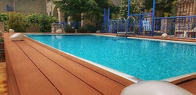 Zarkada Archontiko Hotel