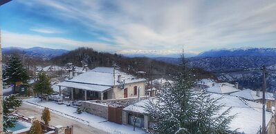 Zarkada Archontiko Hotel