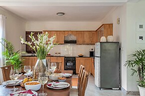 Aguada Anchorage - The Villa Resort