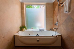 Aguada Anchorage - The Villa Resort