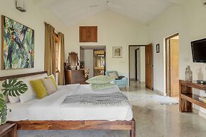 Aguada Anchorage - The Villa Resort