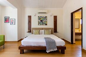 Aguada Anchorage - The Villa Resort