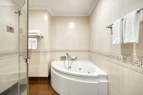 Kibo Palace Hotel Arusha