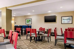 Comfort Suites Manchester