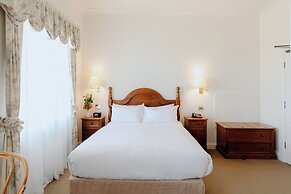 Mountain Heritage Hotel