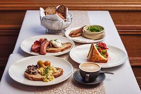 Mountain Heritage Hotel