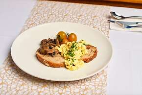 Mountain Heritage Hotel