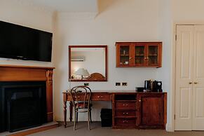 Mountain Heritage Hotel