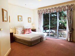 Mountain Heritage Hotel