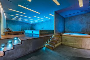 Alexandra Beach Resort & Spa