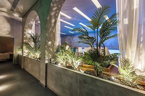 Alexandra Beach Resort & Spa